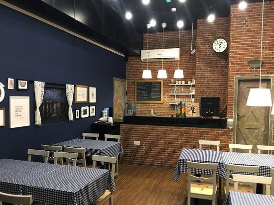 Moreish Cafe